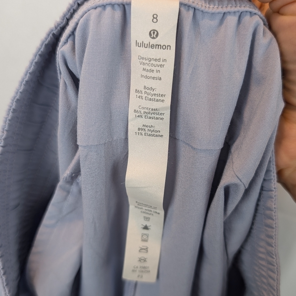 Lululemon Spring Break Away Short *4-way Stretch 3" size 8 in EUC - Picture 10 of 11
